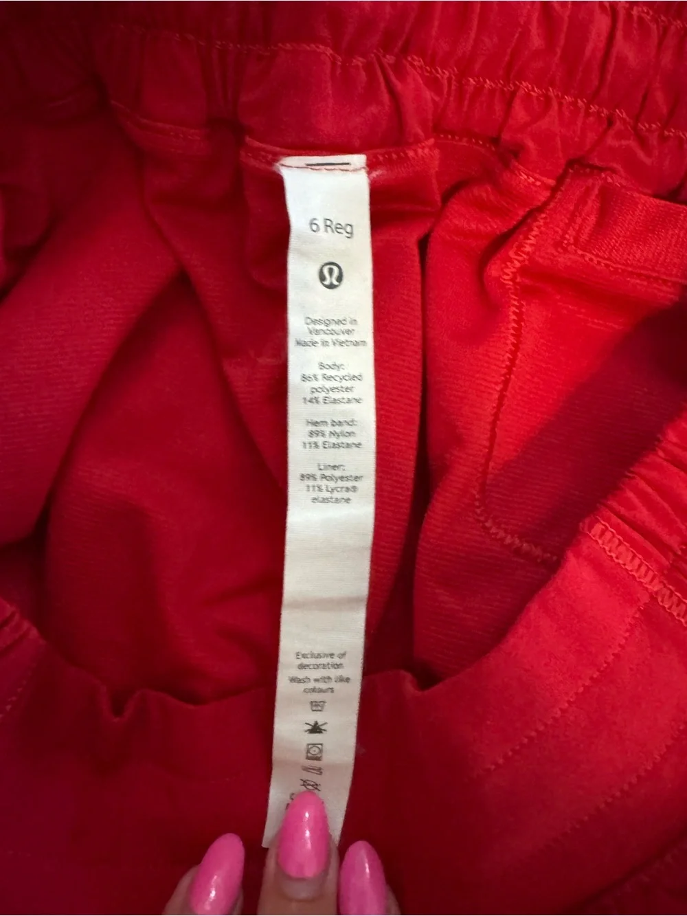 Red Lululemon Hotty Hots 2.5”